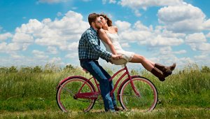 El poder de las palabras y, sobre todo, la forma en cómo se dicen las cosas son aspectos a tener muy en cuenta en el proceso de seducción. Pixabay