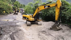 Según explicó Invías  la incorporación, en mínima cuantía, se hizo el viernes y el fin de semana se empezó a despejar las zonas afectadas. Cortesía