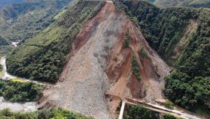 Duque sostuvo que antes de dos semanas volverá a Guayabetal, para estar en uno de los simulacros nocturnos de evacuación, para lo cual dijo que pasará la noche en la región.  Colprensa