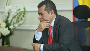 El representante liberal Alejandro Carlos Chacón quedó en una encrucijada, luego de que no lograra sellar la alianza con Édgar Díaz en favor de su candidato, Jaime Marthey, y de que la U siga sin resolver si lo respalda o no. Archivo