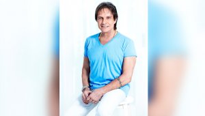 Roberto Carlos ha colaborado con estrellas mundiales en diversas giras. Colprensa