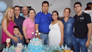 Diana Quiceno, el niño Daniel Felipe Hernández, Oswaldo Quiceno, Berardo Quiceno, Marcela Quiceno, Edison Quiceno, Rossy Llanes, Rosario Llanes y Cristhiam Gómez. Giovanny Rojas