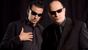 ‘Ríase El Show’, una de las obras pioneras del stand up comedy en Colombia, hecha por Julián Arango y Antonio Sanint. Colprensa