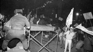 El 18 de agosto de 1989 fue asesinado Luis Carlos Galán, durante un acto político en Cundinamarca. Archivo