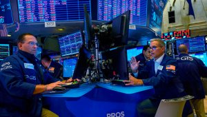 Pese a las ganancias de este lunes, Wall Street tiene a sus índices a un tris de cerrar el mes en baja lo que lo que no ocurría desde mayo. Archivo