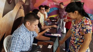 El aumento con respecto a los votantes de 2015, es del 19 por ciento. Archivo