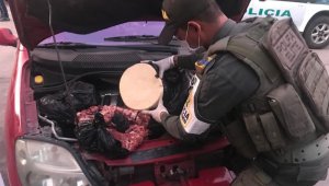 Los productos eran transportando de manera oculta en el motor, sillas y baúl del carro. Policía Nacional