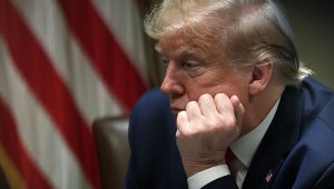 Más allá de los cargos que se presenten, los analistas opinan que la política es lo que determina la votación final. AFP