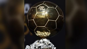 La ceremonia es organizada por la revista France Football.
AFP