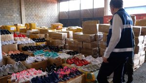 Las autoridades han incrementado sus acciones contra el contrabando, sin embargo, aún ingresan grandes cantidades calzado y manufacturas al país, afectando principalmente a las pequeñas industrias. Archivo La Opinión