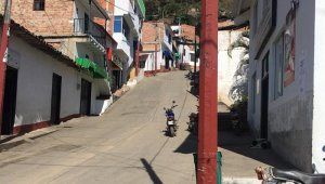 Así se ven este jueves las calles de Hacarí. Los comerciantes cerraron sus puertas por temor a represalias de la guerrilla ante anuncios del Epl de un paro armado. Cortesía