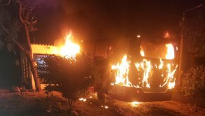 La Policía Metropolitana de Cúcuta investiga el hecho, que dejó totalmente calcina la buseta. Tomada de Twitter