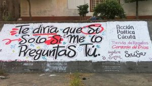 El mensaje que allí plasmaron los talentosos jóvenes es: “Te diría que sí, solo si me lo preguntas tú”. Cortesía para La Opinión