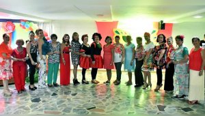 Betty Calixto, Aydé Quintero, Diana Moncada, Stella Contreras, Yolanda Cuéllar, María Helena Jaimes, Rosita Casadiego, Ludy Villamizar, Zenobia Moros, Cecilia de Antolinez, Sandra Forero, Blanca de Cardona , Margie Sarmiento, Daisy Franco, Nubia Fernández,  Melba Contreras, María Cristina Herrera y Chepita Reyes. Cortesía