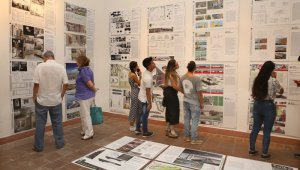 Las exposiciones  se inauguraron de forma simultánea en la Torre del Reloj. César Obando
