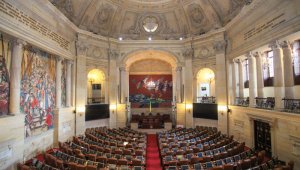 El salario mensual de un congresista está por encima de los 32 millones de pesos. Archivo