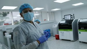 La Contraloría general de la nación reveló los nombres de las Aseguradoras de Riesgos Laborales que están incumpliendo con la entrega completa de los elementos de protección para el personal de salud. Colprensa