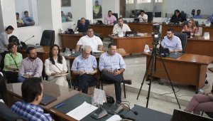 La tensión que persiste entre el gobierno municipal y el Concejo desde que comenzó la actual administración. Archivo La Opinión