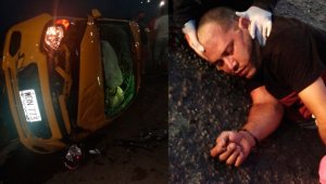 El taxista quedó tendido en el piso. Cortesía
