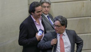 El ministro de Hacienda, Alberto Carrasquilla, en reciente sesión del Congreso. Archivo