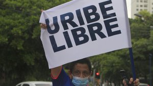 Caravana de apoyo al ex senador y ex presidente Alvaro Uribe Vélez. Colprensa
