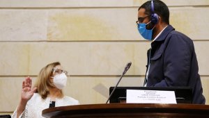 El Senado,83 votos de 100, eligió a Cabello, quien hasta hace unas semanas era la ministra de Justicia, cargo que ejerció durante poco más de un año. Colprensa