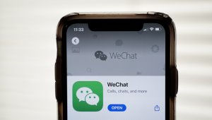 WeChat es utilizada por unos 19 millones de personas en suelo estadounidense para mensajería, compras, pagos y otros servicios. AFP
