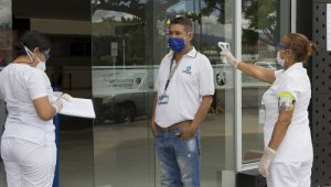 La reanudación de los vuelos nacionales e internacionales han reactivado la economía del sector turismo. Archivo