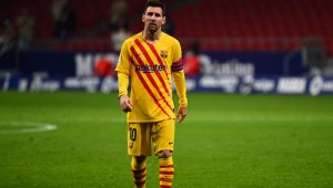 Koeman decidió no llevar a Lionel Messi a Ucrania, confiando en que un poco de descanso ayude al astro argentino. AFP