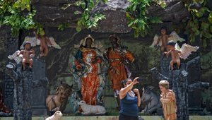 Había muchos temas para elegir en 2020, pero la iglesia optó por dos asuntos que han cobrado mayor pertinencia en Brasil: el racismo y el aumento de la deforestación de la Amazonía. AFP