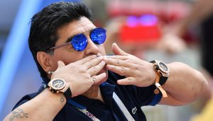 Diego Armando Maradona, 22 días antes de su muerte, había sido operado por un hematoma en la cabeza AFP