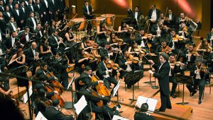Del 7 al 14 de enero el público podrá revivir el concierto de julio del 2014 de la Orquesta Sinfónica Simón Bolívar bajo la batuta del célebre director venezolano Gustavo Dudame. Colprensa
