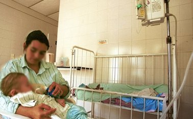 La principal recomendación para los pacientes es cumplir todo el tratamiento. Foto archivo / La Opinión