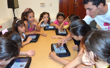 La entrega de tecnología a las bibliotecas públicas seleccionadas se hará en junio de este año. Cortesía