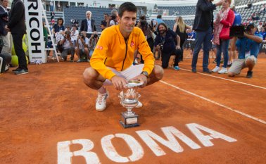 Novak Djokovic también obtuvo el campeonato en Roma en 2008, 2011 y el año pasado. Foto AP