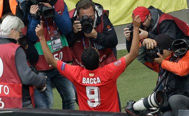 Carlos Bacca fue la figura del partido. AP