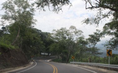 El proyecto contempla la construcción de un tercer carril en un trayecto de cuatro kilómetros. Javier Sarabia