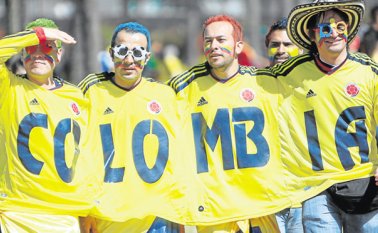 Se espera que como ocurrió en el mundial de fútbol, la hinchada colombiana tenga una destacada figuración dutante la Copa América que se jugará en Chile. Archivo