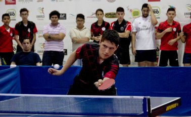 El tenimesista cucuteño Santiago Duarte fue el más destacado de Norte de Santander en el Nacional de Tenis de Mesa que se disputó en el coliseo menor Eustorgio Colmenares Baptista. Conquistó por primera vez una medalla de oro en juvenil individuales. Luis Estévez