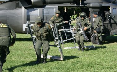 Los 28 policías del corregimiento Las Mercedes ya están recibiendo ayudas. Policía Nacional