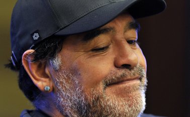 Diego Maradona apoya la candidatura del príncipe jordano Ali Bin Al Hussein. AFP