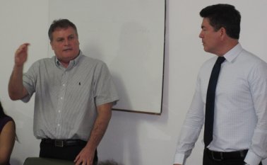 Hernando Mora (izquierda), gerente Imsalud, y Javier Orlando Prieto, director del IDS. Orlando Carvajal