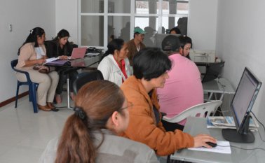 Las personas deben responder 121 preguntas de ocho componentes. Roberto Ospino