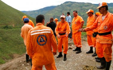 Las autoridades implementaron un intenso operativo para hallar a las menores. Colprensa