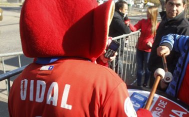Chile definirá ante Bolivia su paso a siguiente ronda de la Copa América. AFP