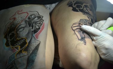 Artistas y espectadores se dieron cita en este evento que tuvo su sexta versión en Medellín. AFP