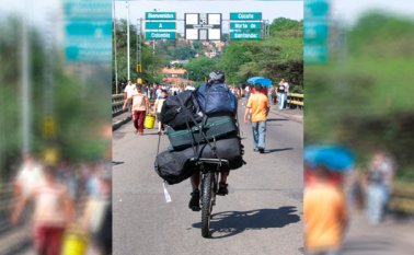 La Polfa espera que en diciembre los grandes puertos tengan escáneres. Archivo