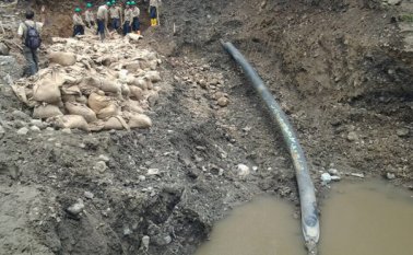 Actualmente, el gasoducto que recorre las zonas afectadas por las lluvias es objeto de reparaciones que tardarán, debido a las condiciones climáticas. Cortesía