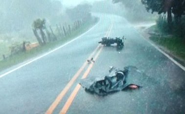 Sobre la vía quedó el cuerpo de Leonardo Pérez Reyes. Suministrada