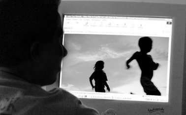 A través de las redes sociales engañaba a niñas para prostituirlas. Colprensa